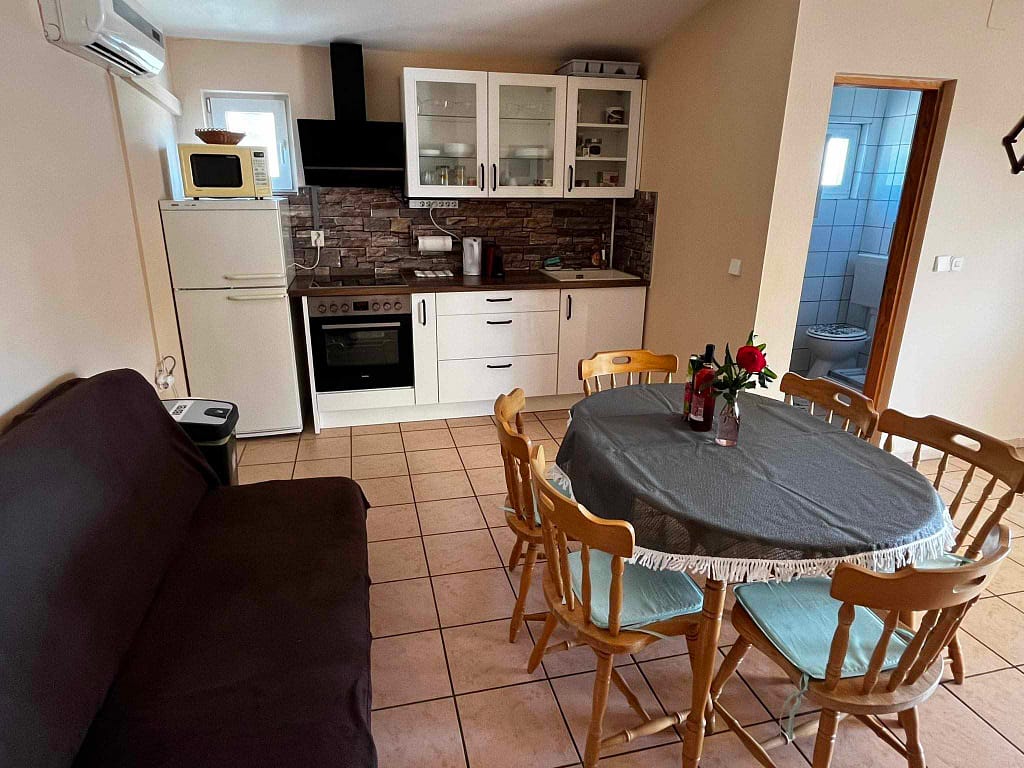 Dénár Apartmanok - Vir - Croatia - Horvátország földszinti apartman